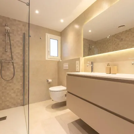 Royal Iii By Interhome Appartement Cambrils